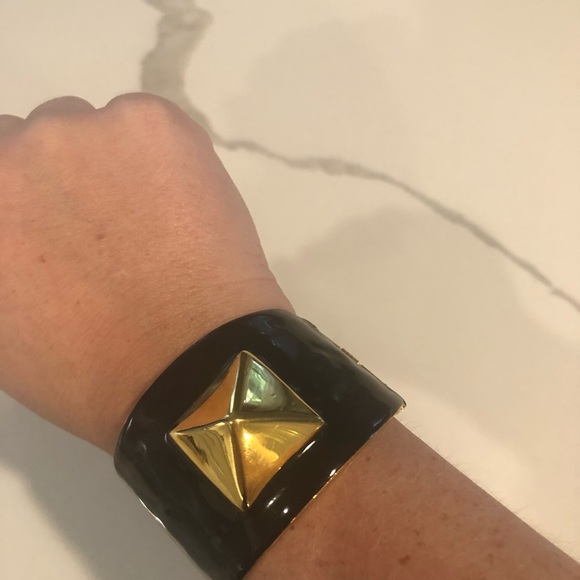 CC Skye black and gold cuff - Picture 4 of 6